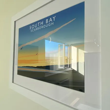 Апартаменты Lighthouse View, One Min From Harbour & Beach Скарборо