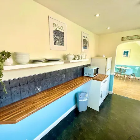 Lighthouse View, One Min From Harbour & Beach * Скарборо